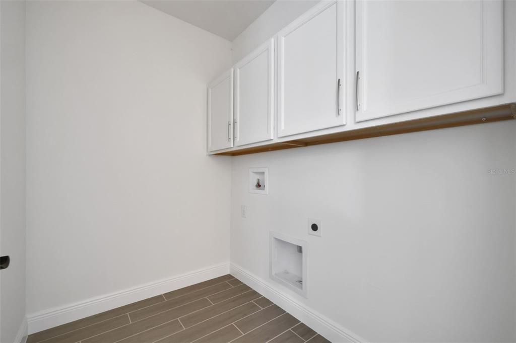 En Renta: $2,175 (3 camas, 2 baños, 1807 Pies cuadrados)