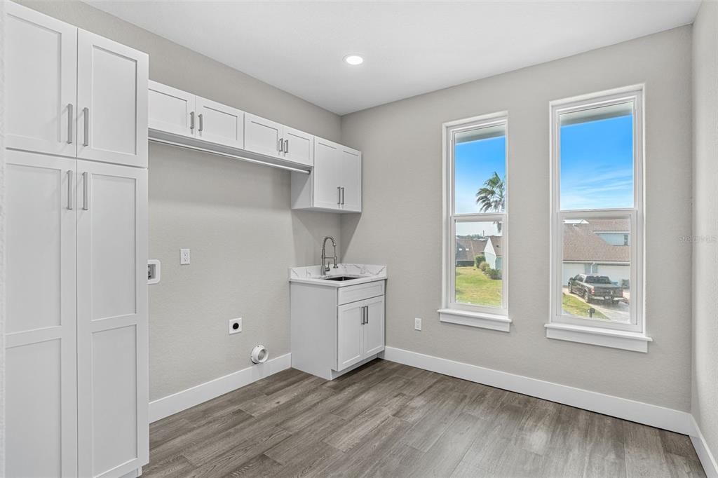 На продажу: $3,495,000 (4 спален, 4 ванн, 6200 Квадратных фут)