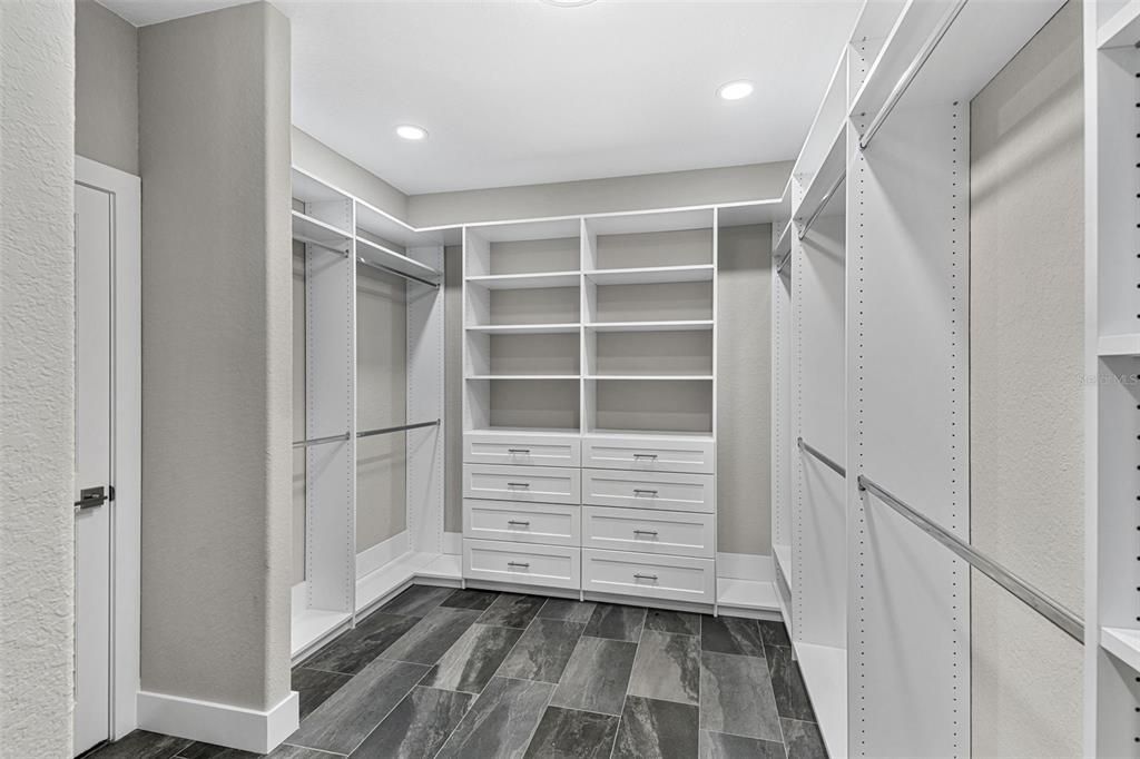 На продажу: $3,495,000 (4 спален, 4 ванн, 6200 Квадратных фут)