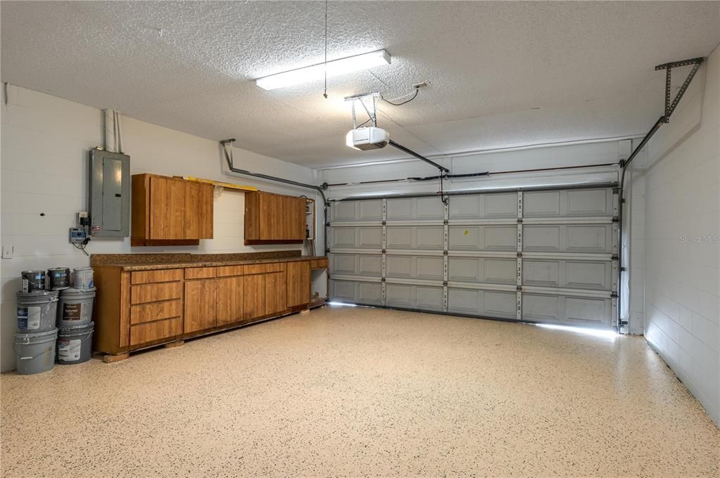 Activo con contrato: $364,999 (3 camas, 2 baños, 1530 Pies cuadrados)