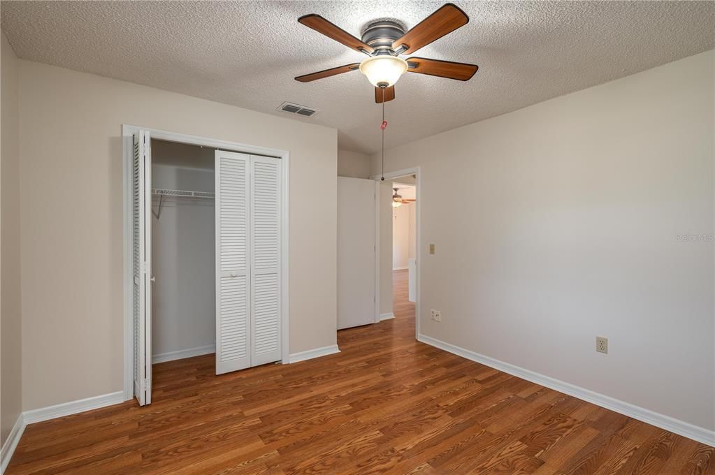 Activo con contrato: $364,999 (3 camas, 2 baños, 1530 Pies cuadrados)