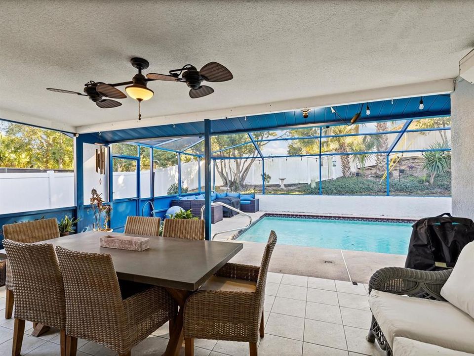 Active With Contract: $350,000 (3 beds, 2 baths, 1952 Square Feet)