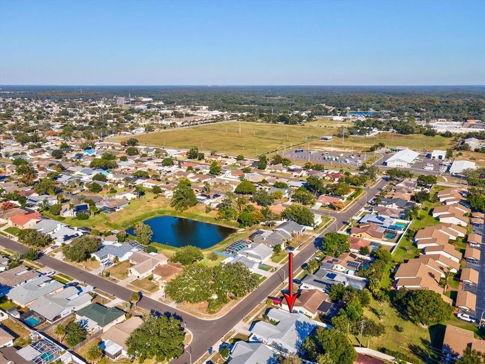 Active With Contract: $350,000 (3 beds, 2 baths, 1952 Square Feet)