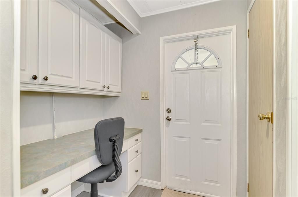 Под контрактом: $139,700 (2 спален, 2 ванн, 1248 Квадратных фут)