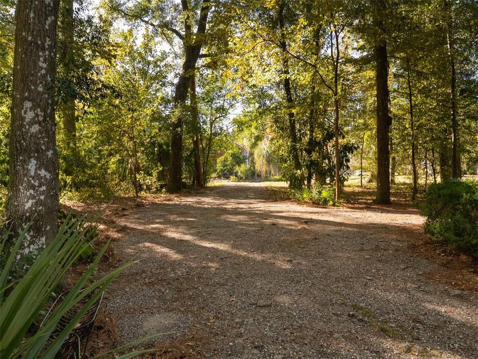 For Sale: $525,000 (4 beds, 3 baths, 2086 Square Feet)