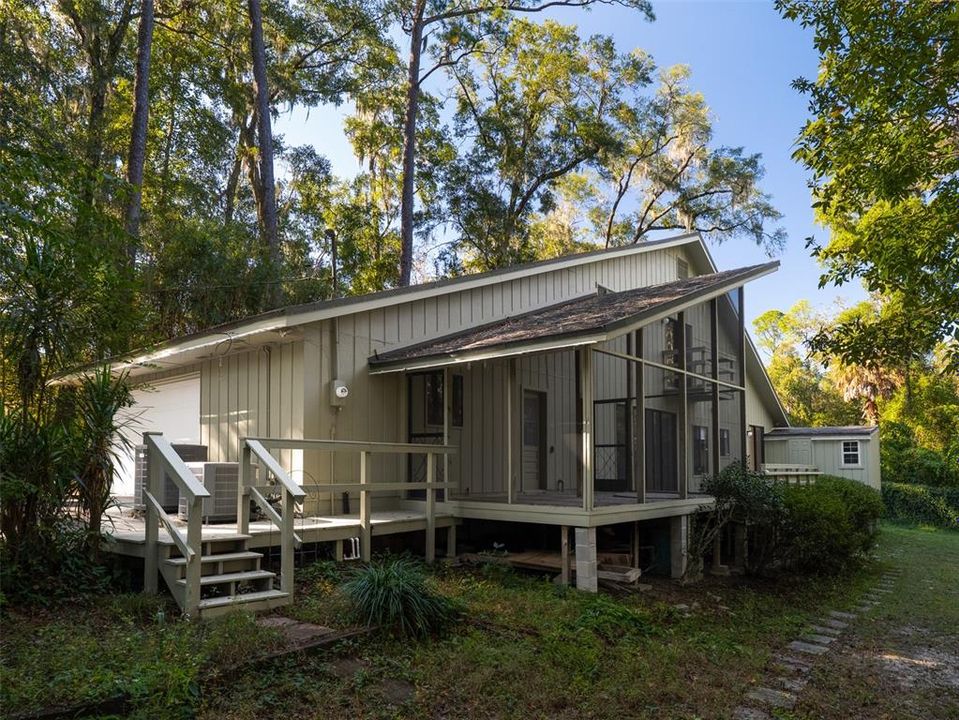 For Sale: $525,000 (4 beds, 3 baths, 2086 Square Feet)