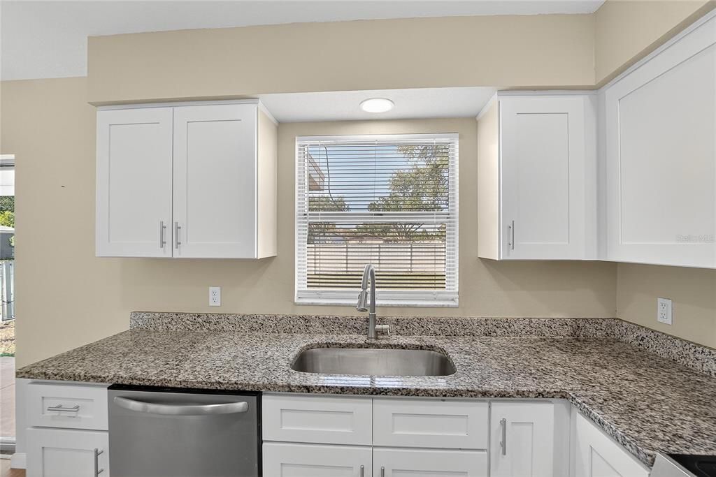 Active With Contract: $285,000 (4 beds, 2 baths, 1158 Square Feet)