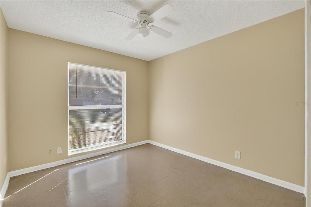 Active With Contract: $285,000 (4 beds, 2 baths, 1158 Square Feet)