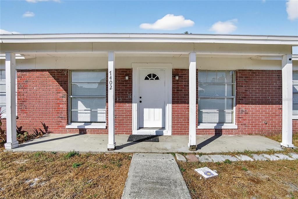 Active With Contract: $285,000 (4 beds, 2 baths, 1158 Square Feet)