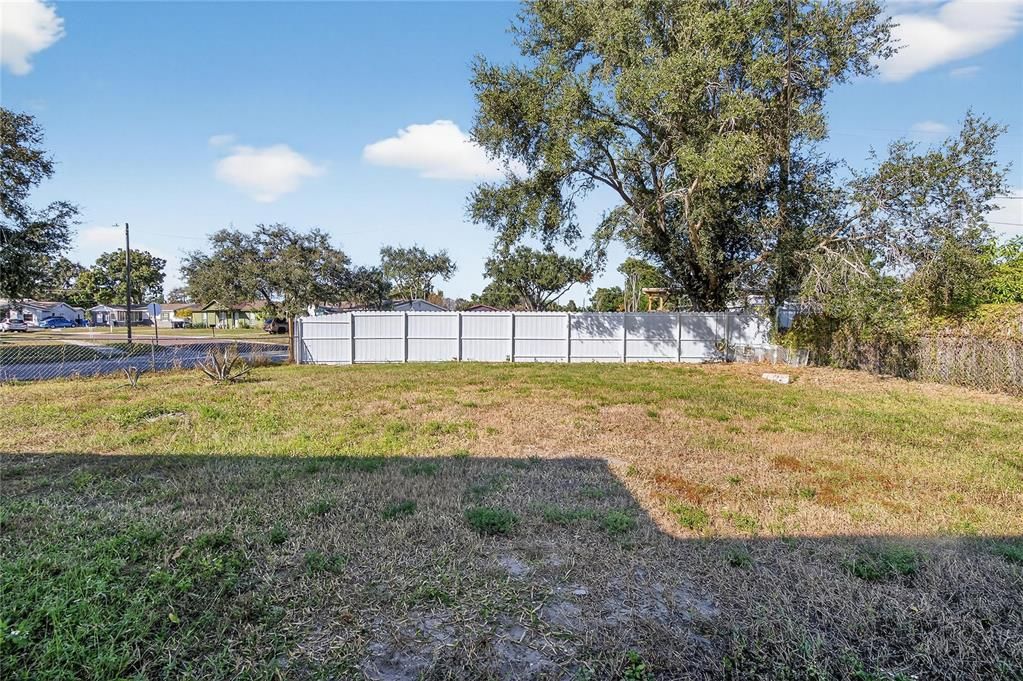 Active With Contract: $285,000 (4 beds, 2 baths, 1158 Square Feet)