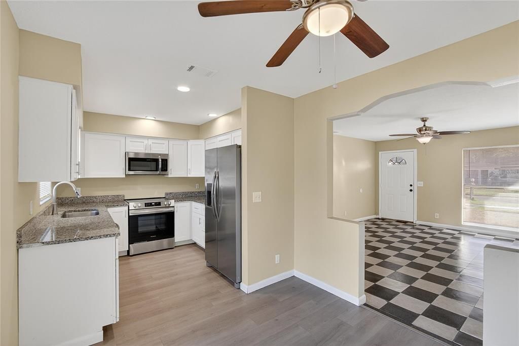 Active With Contract: $285,000 (4 beds, 2 baths, 1158 Square Feet)