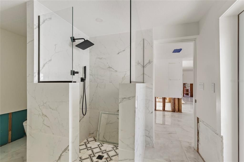 Activo con contrato: $710,000 (3 camas, 2 baños, 1398 Pies cuadrados)