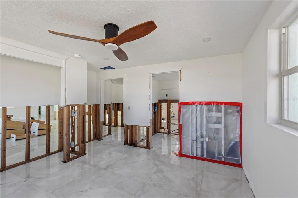 Activo con contrato: $710,000 (3 camas, 2 baños, 1398 Pies cuadrados)