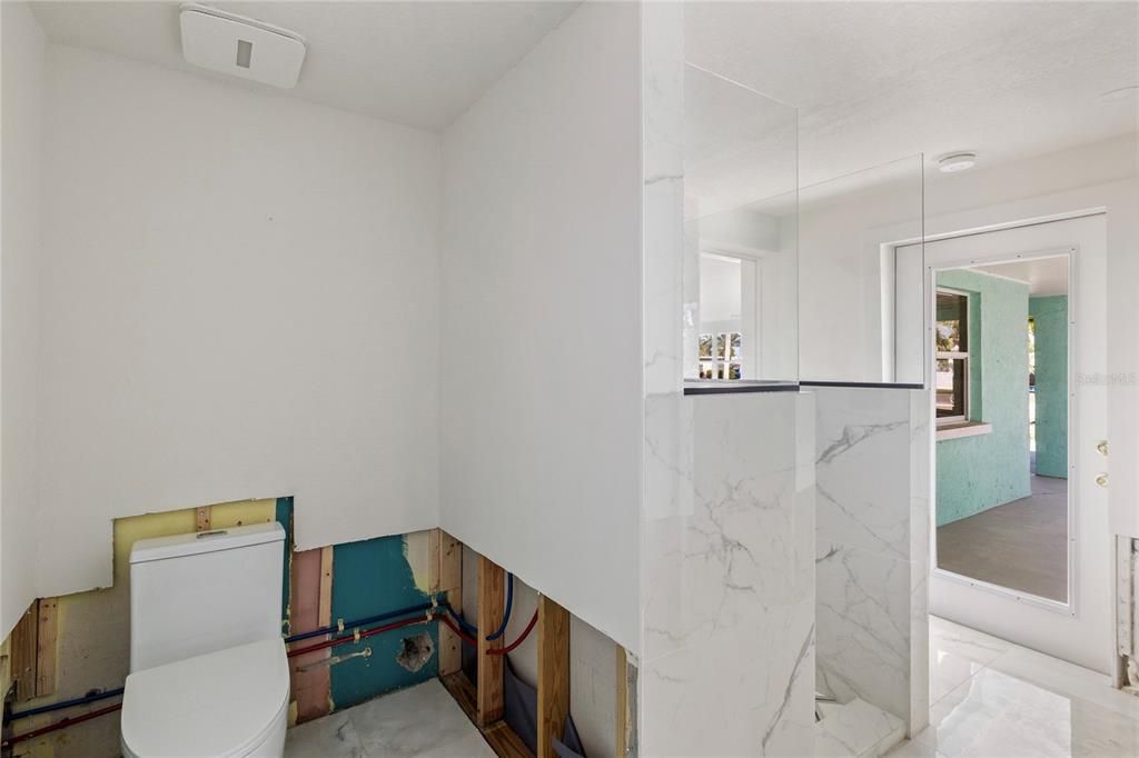 Activo con contrato: $710,000 (3 camas, 2 baños, 1398 Pies cuadrados)