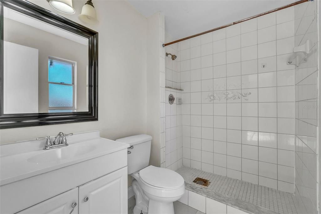 En Venta: $329,000 (3 camas, 2 baños, 1160 Pies cuadrados)