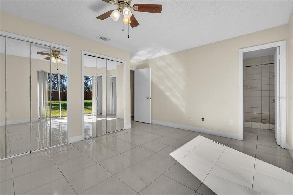 En Venta: $329,000 (3 camas, 2 baños, 1160 Pies cuadrados)