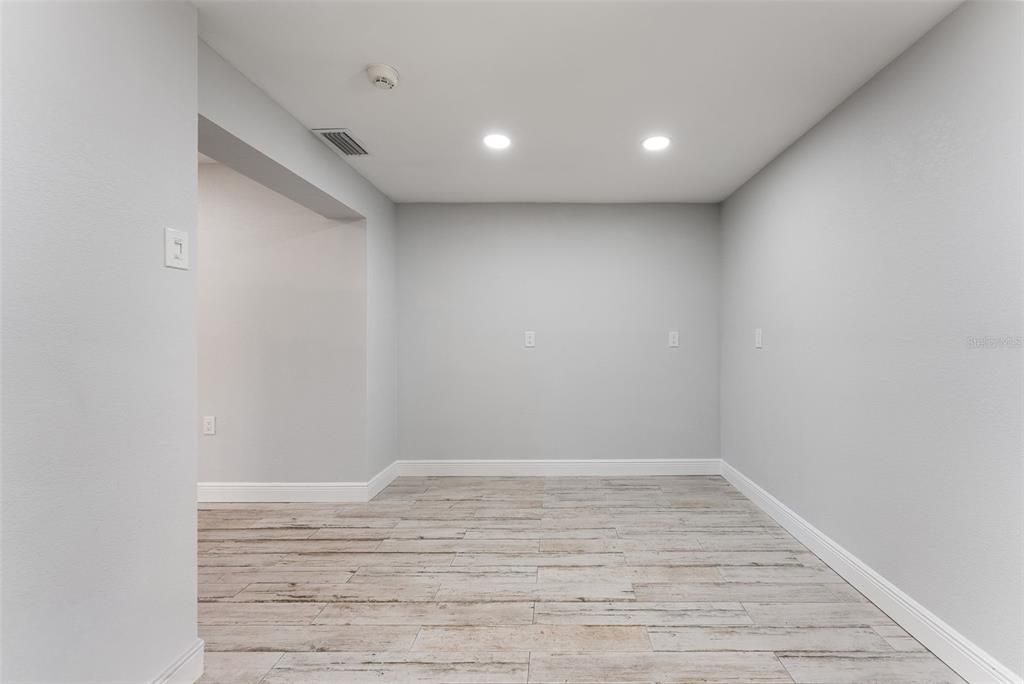 待售: $450,000 (2 贝兹, 2 浴室, 1192 平方英尺)