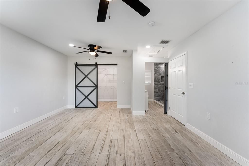 待售: $450,000 (2 贝兹, 2 浴室, 1192 平方英尺)