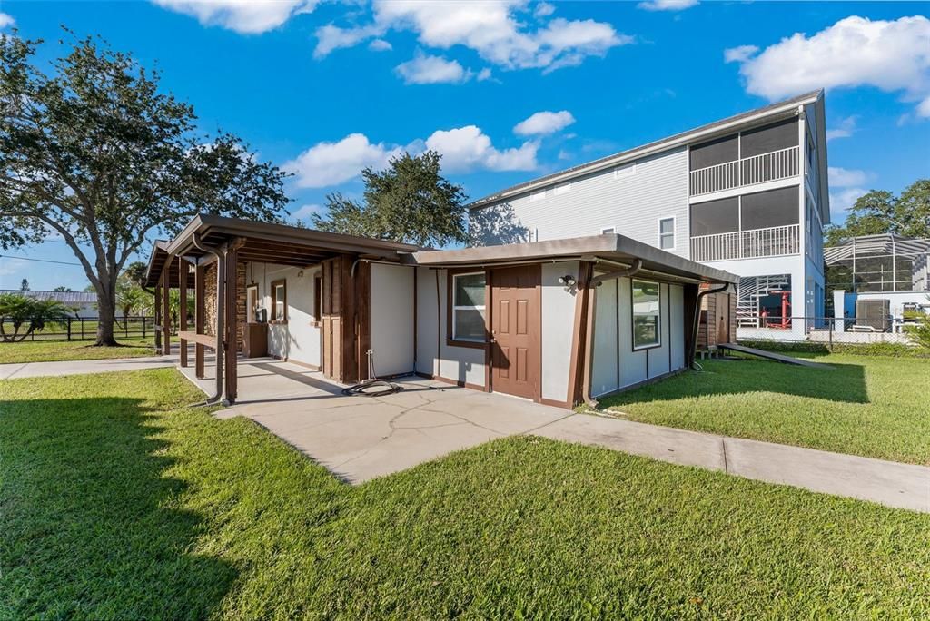 待售: $450,000 (2 贝兹, 2 浴室, 1192 平方英尺)