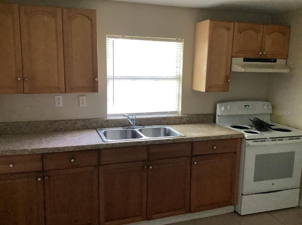 En Renta: $1,395 (3 camas, 1 baños, 920 Pies cuadrados)