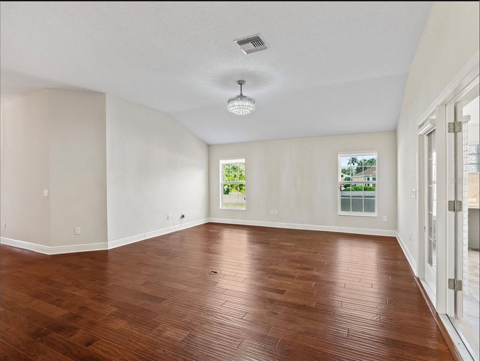 На продажу: $698,000 (3 спален, 2 ванн, 2579 Квадратных фут)