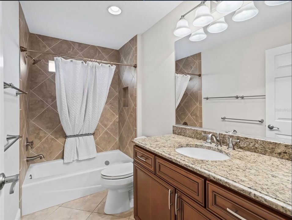 На продажу: $698,000 (3 спален, 2 ванн, 2579 Квадратных фут)