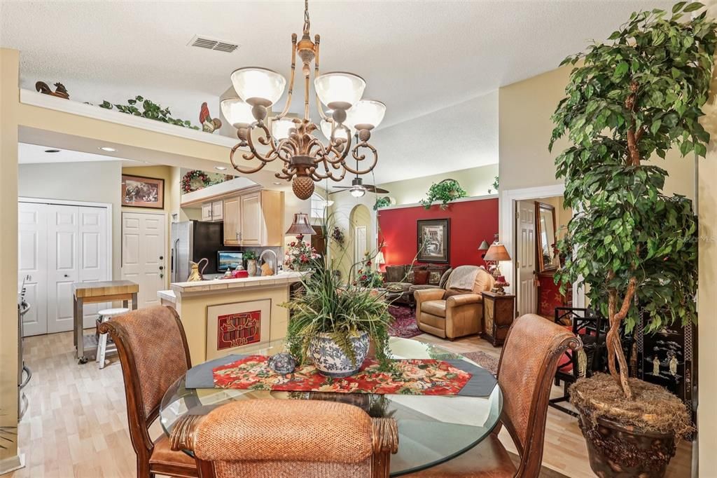 Active With Contract: $384,900 (3 beds, 2 baths, 2036 Square Feet)