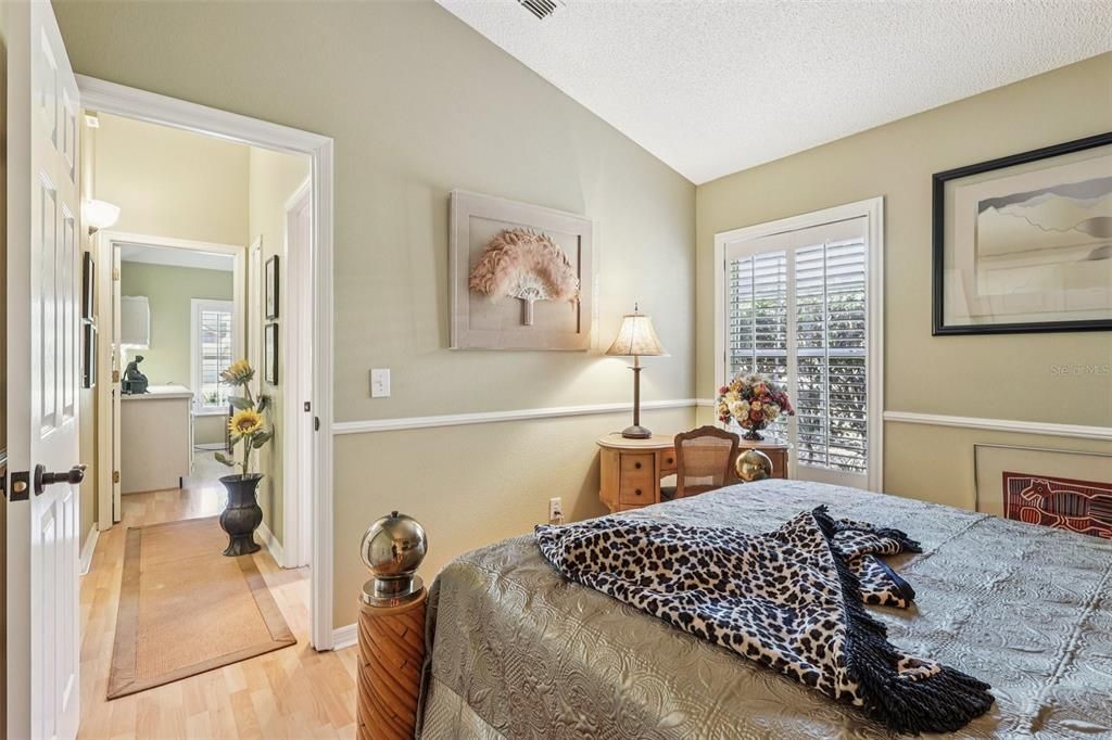 Active With Contract: $384,900 (3 beds, 2 baths, 2036 Square Feet)