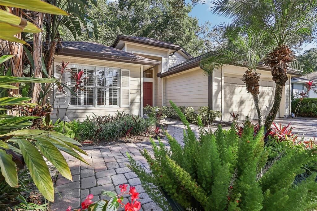 Active With Contract: $384,900 (3 beds, 2 baths, 2036 Square Feet)