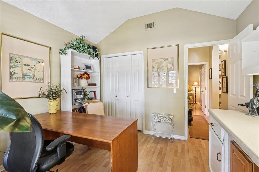 Active With Contract: $384,900 (3 beds, 2 baths, 2036 Square Feet)