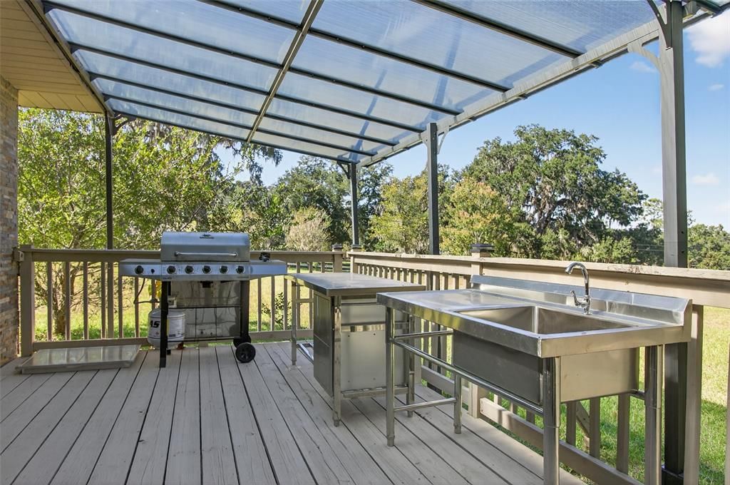 En Venta: $995,000 (4 camas, 4 baños, 5344 Pies cuadrados)