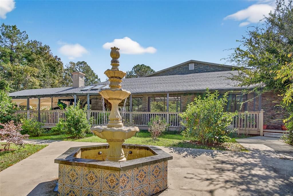 En Venta: $995,000 (4 camas, 4 baños, 5344 Pies cuadrados)