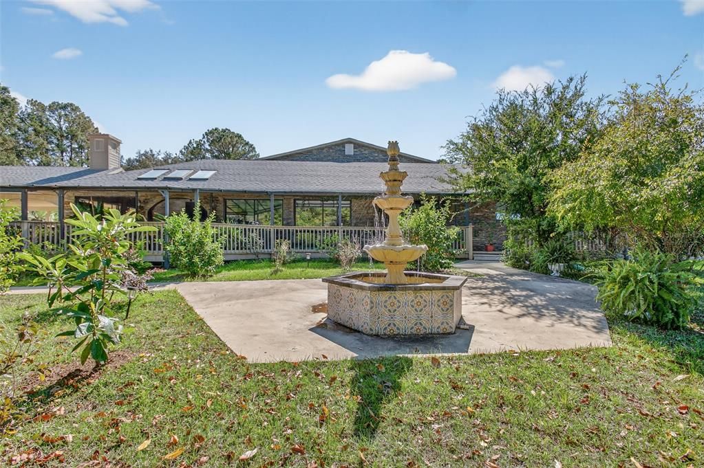 En Venta: $995,000 (4 camas, 4 baños, 5344 Pies cuadrados)