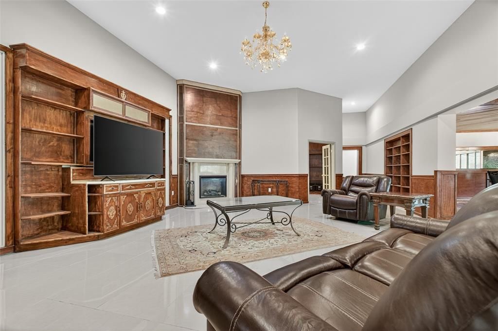 En Venta: $995,000 (4 camas, 4 baños, 5344 Pies cuadrados)