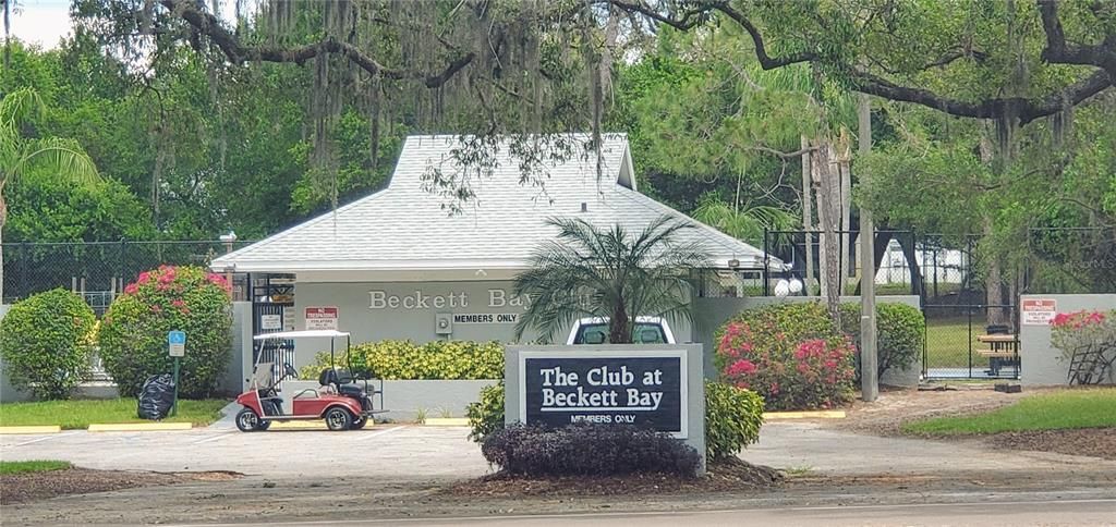 For Rent: $2,500 (3 beds, 2 baths, 1419 Square Feet)