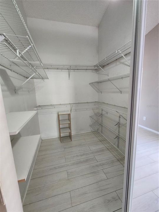 For Rent: $2,500 (3 beds, 2 baths, 1419 Square Feet)