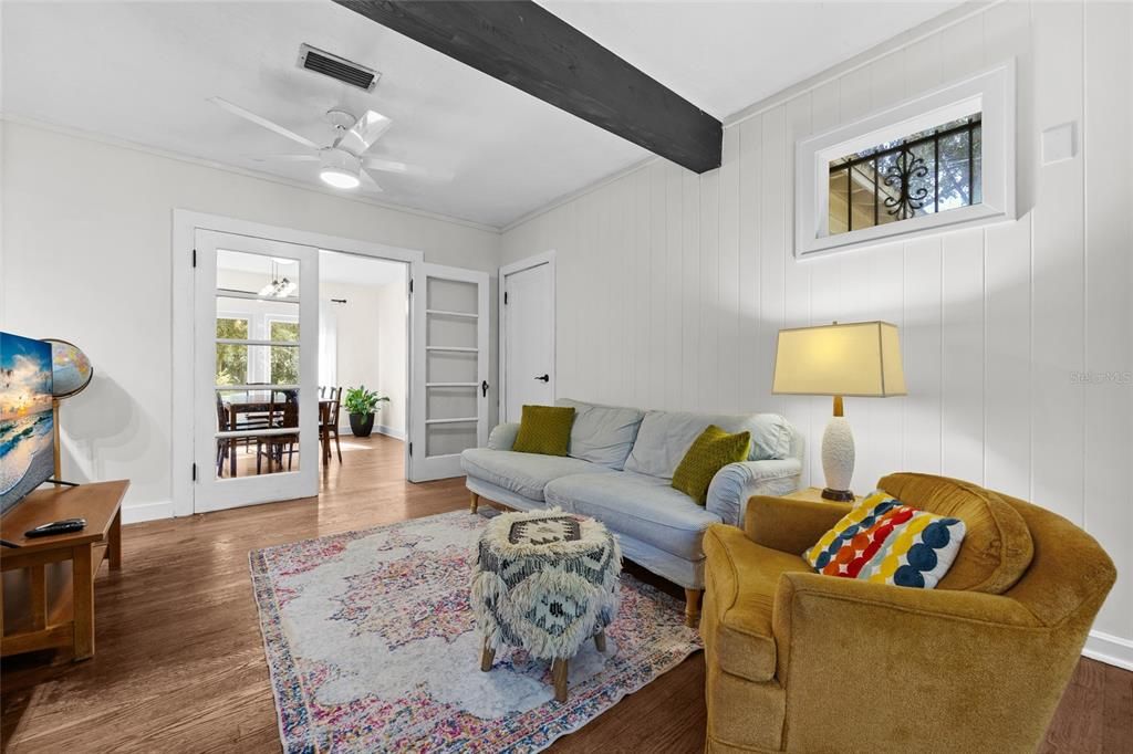 Active With Contract: $330,000 (3 beds, 2 baths, 1696 Square Feet)