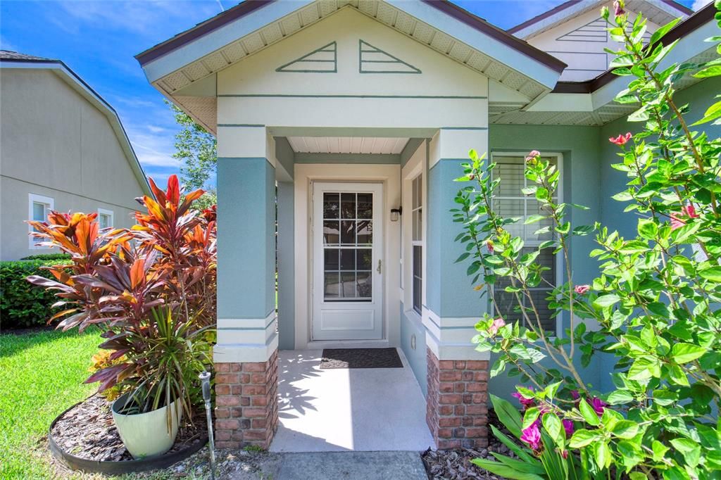 En Venta: $299,000 (4 camas, 2 baños, 1613 Pies cuadrados)