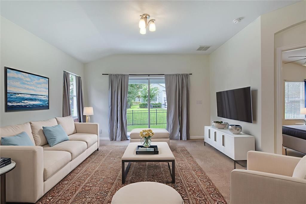 En Venta: $299,000 (4 camas, 2 baños, 1613 Pies cuadrados)