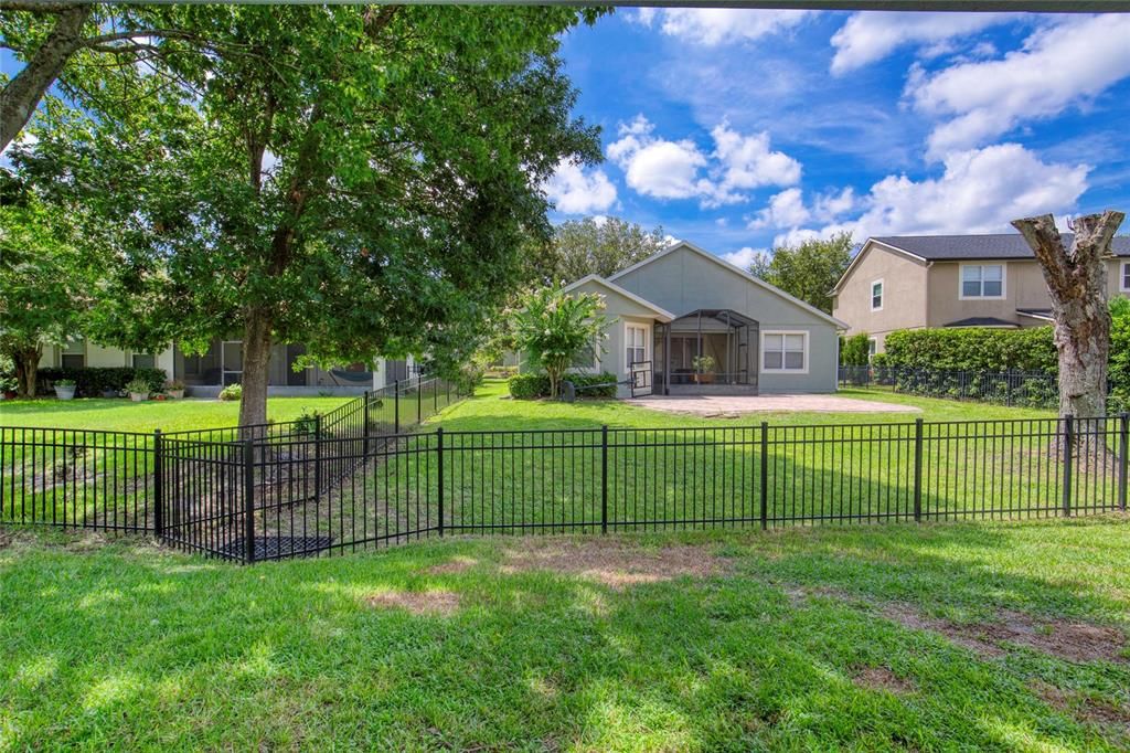 En Venta: $299,000 (4 camas, 2 baños, 1613 Pies cuadrados)