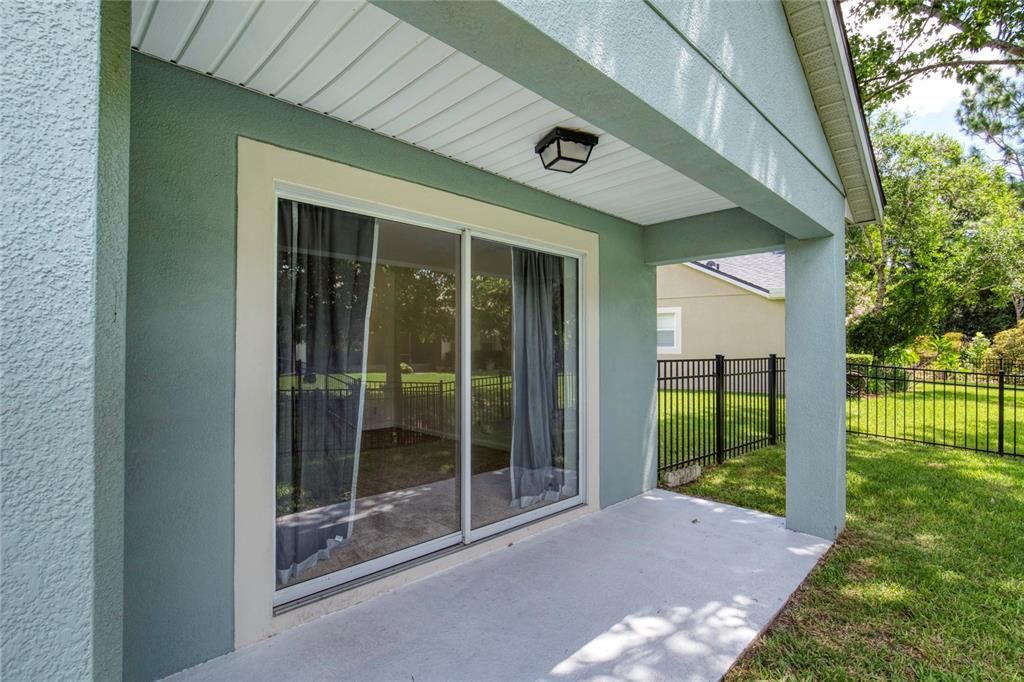 En Venta: $299,000 (4 camas, 2 baños, 1613 Pies cuadrados)