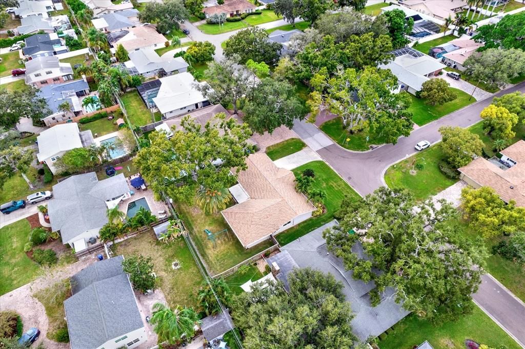 Activo con contrato: $535,000 (4 camas, 2 baños, 1761 Pies cuadrados)