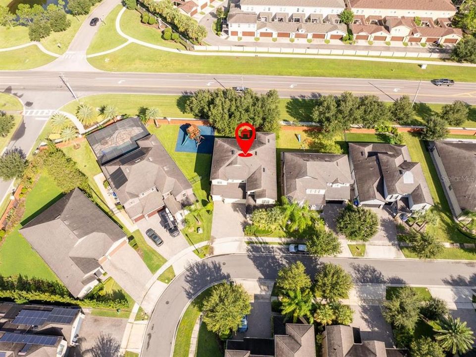 На продажу: $1,100,000 (4 спален, 4 ванн, 4232 Квадратных фут)