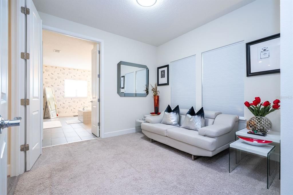 На продажу: $1,100,000 (4 спален, 4 ванн, 4232 Квадратных фут)