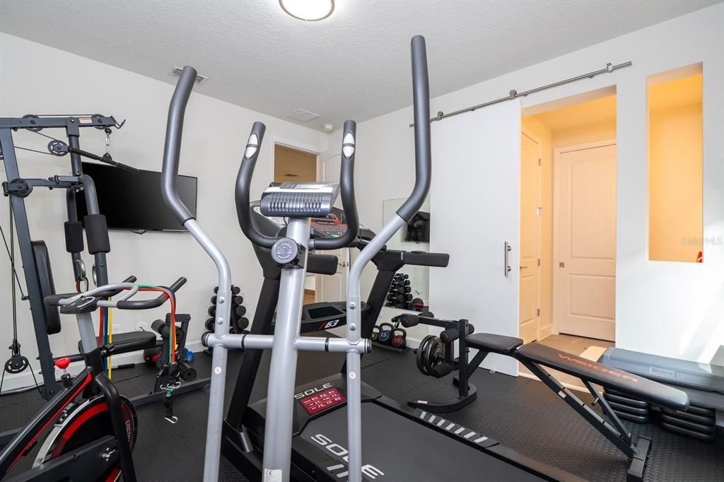 На продажу: $1,100,000 (4 спален, 4 ванн, 4232 Квадратных фут)