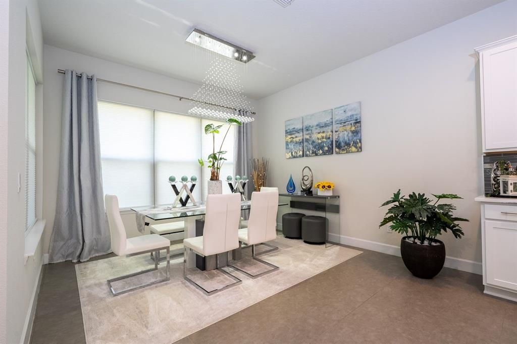 На продажу: $1,100,000 (4 спален, 4 ванн, 4232 Квадратных фут)