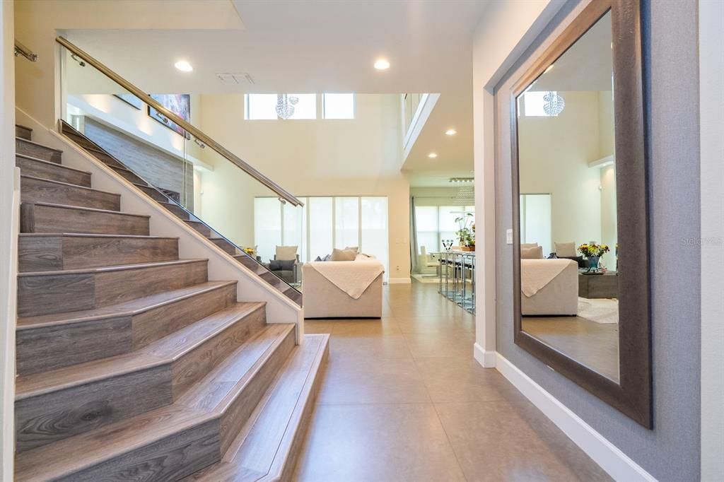 На продажу: $1,100,000 (4 спален, 4 ванн, 4232 Квадратных фут)