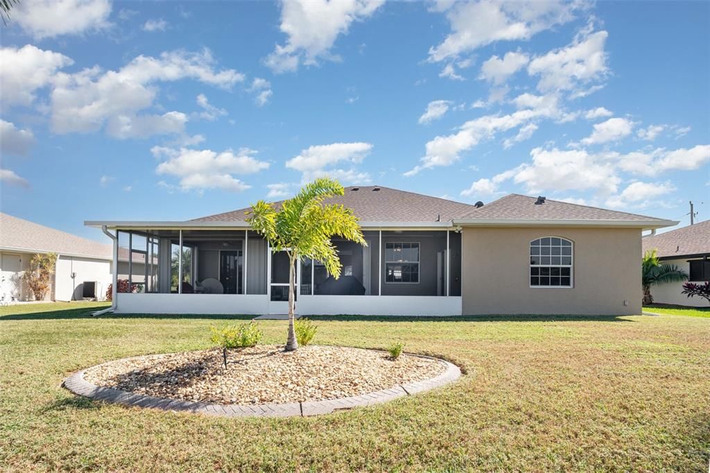 For Sale: $385,000 (3 beds, 2 baths, 2164 Square Feet)