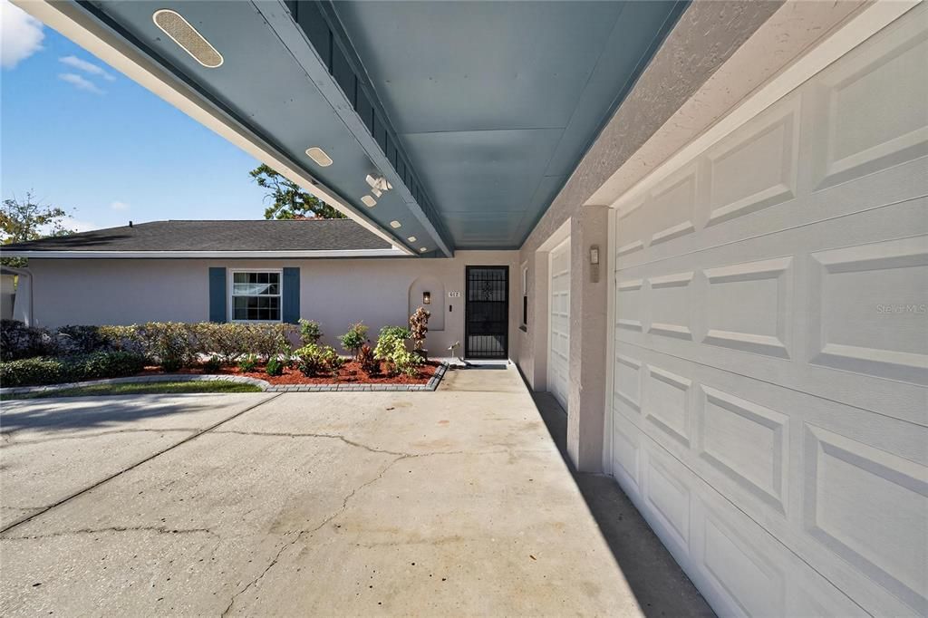 Active With Contract: $375,000 (4 beds, 2 baths, 1719 Square Feet)