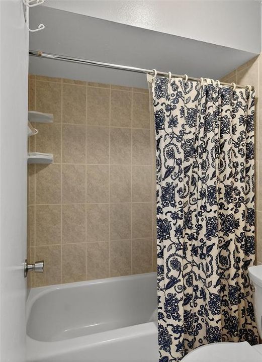 Active With Contract: $375,000 (4 beds, 2 baths, 1719 Square Feet)